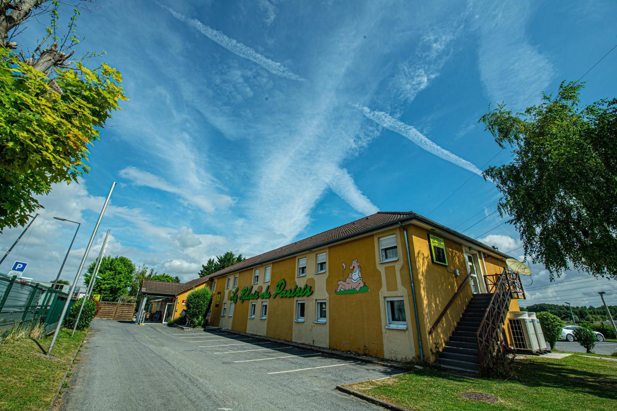Logis Hotel - Le Relais Du Parisis Villeparisis Exterior foto