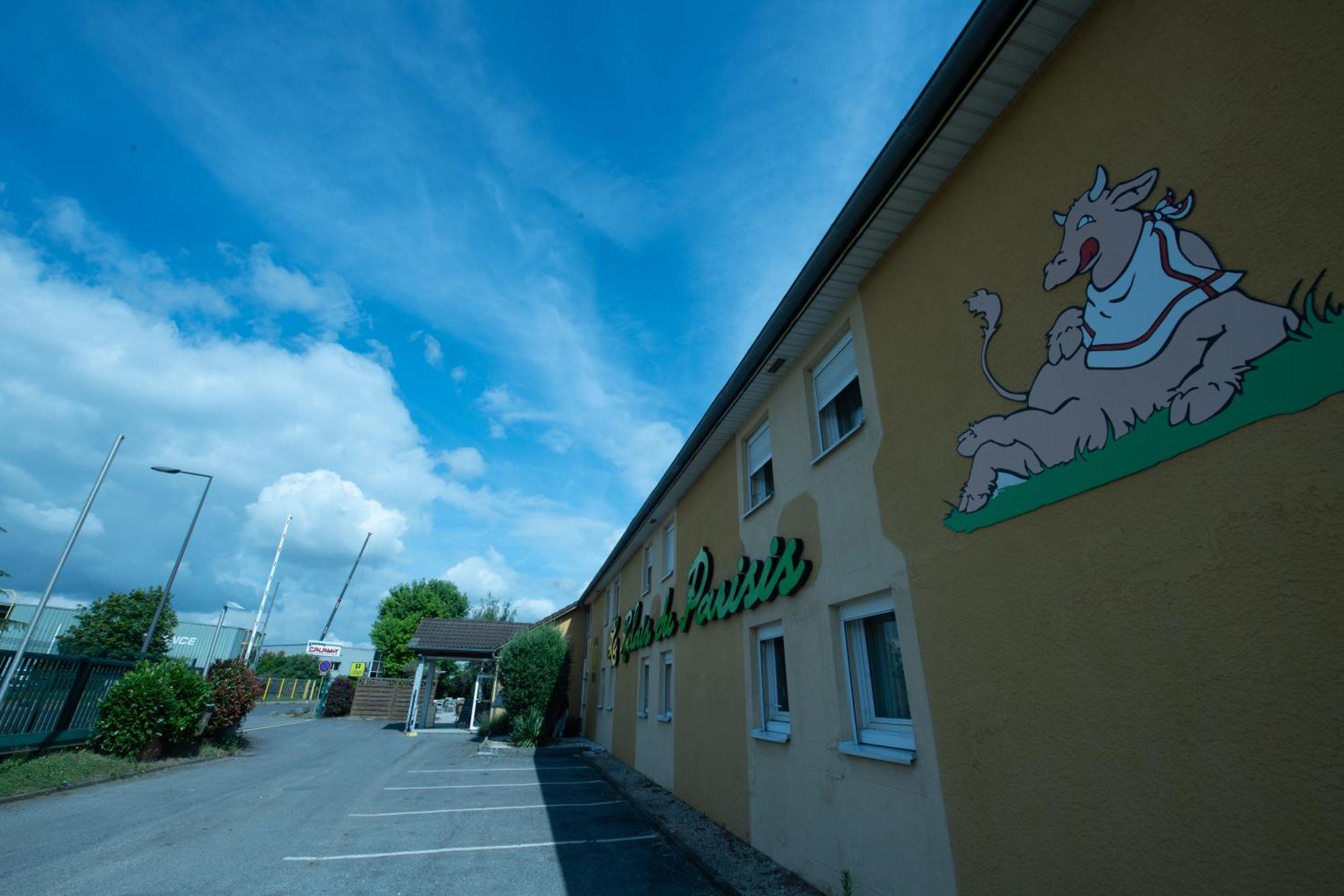 Logis Hotel - Le Relais Du Parisis Villeparisis Exterior foto